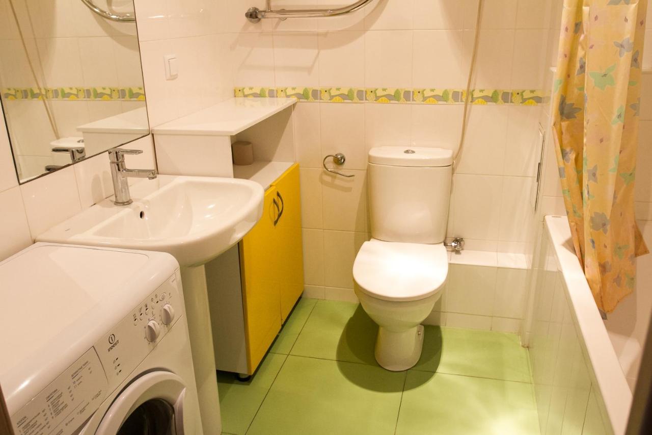 Cozy Apartments Near Olympic Stadium Kiev Luaran gambar
